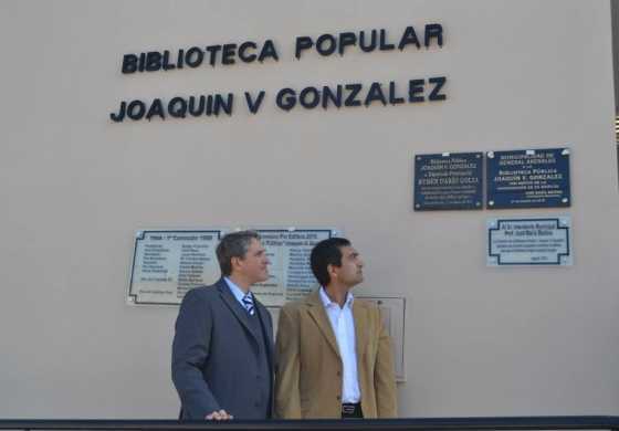 Golia y Medina inauguraron una biblioteca