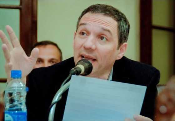 Carlos Casares: se asoman las primeras fisuras del FPV en el Concejo