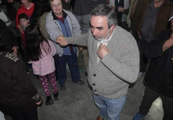  Fernández se sube al carro de Salvador