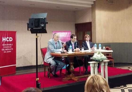  Petrecca versatil: de la "pesada herencia" a la "deuda política"