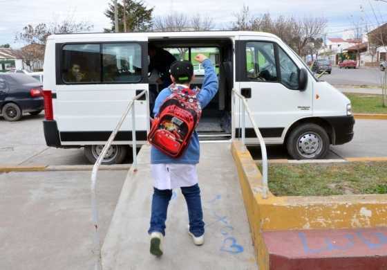  Consejeros escolares renuevan el reclamo a Vidal por recorridos del Transporte Escolar