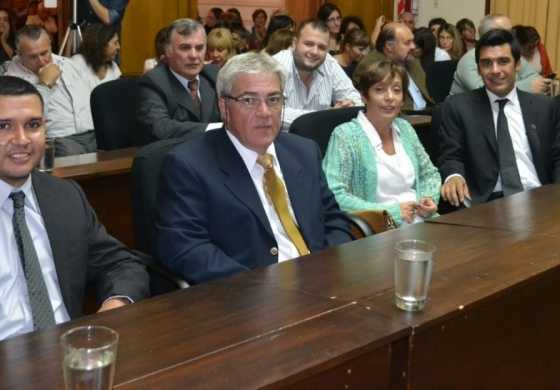  El bloque del FPV-PJ se suma a la cruzada de Zurro por evitar la canalización del Río V