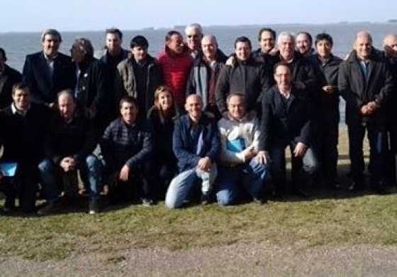  Torchio y Lago estuvieron en Guaminí en una reunión de intendentes peronistas del interior