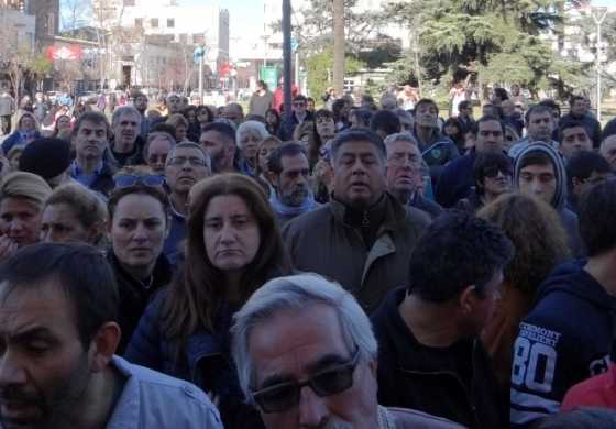  Mientras Petrecca recibía a Ritondo, su gestión sufre la primera movilización en contra