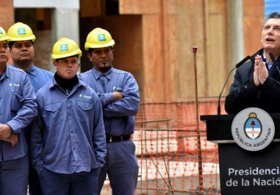Macri sin filtro: "Si dentro de sus casas están en remera o en patas, están consumiendo energía de más"