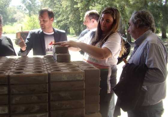  Fernández visitó a Reynoso y recorrieron un emprendimiento productivo social