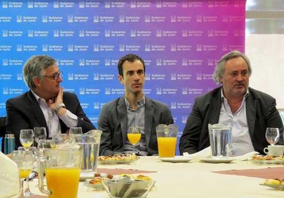 JUNIN I Petrecca recibió a los Ministros de Trabajo y Producción