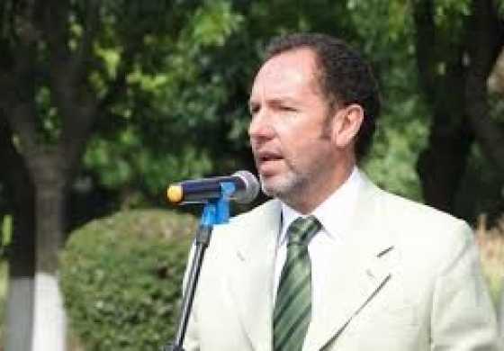 CARLOS CASARES I Torchio: "Si los fondos de los comedores están garantizados es una decisión acertada"