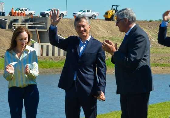 Macri y Vidal anunciarion más obras para el dragado del Río del Salado