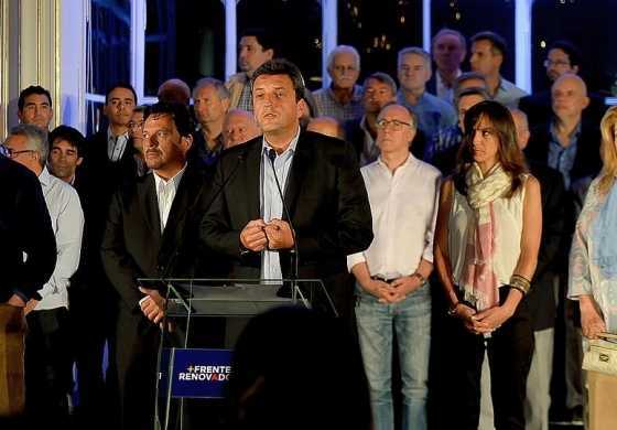 NACION I En el massismo creen que la salida de Prat Gay profundizará el ajuste