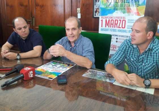  Pablo Zurro desafía a Vidal y lanza los Juegos Evita en su distrito