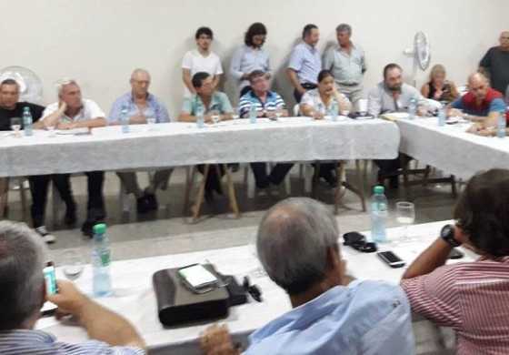  La UCR de la Cuarta Sección Electoral se reunió con Salvador y se endurece el discurso de las listas únicas