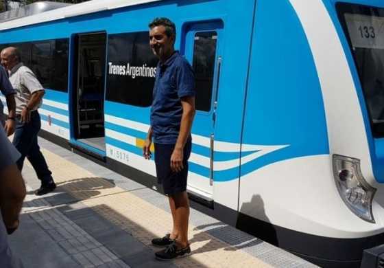  En su reaparición pública, Randazzo criticó al gobierno por la situación ferroviaria
