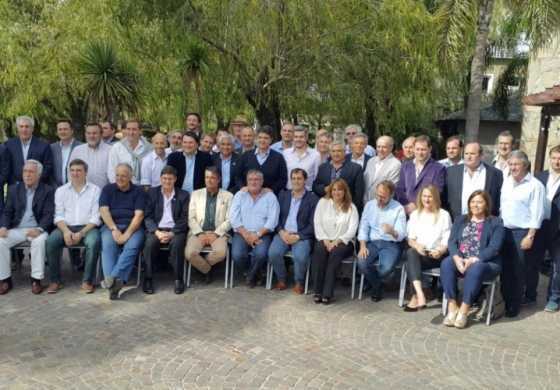 En el foro de intendentes de Cambiemos, los alcaldes de la UCR de la Cuarta sección electoral se robaron el protagonismo