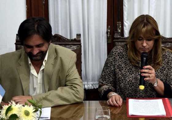  Revilla no quiere que las cuestiones partidarias interfieran en su gobierno