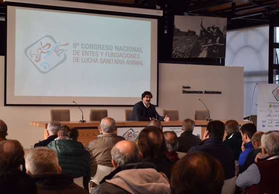  Sarquís puso el acento en las inundaciones y en el incremento de la producción