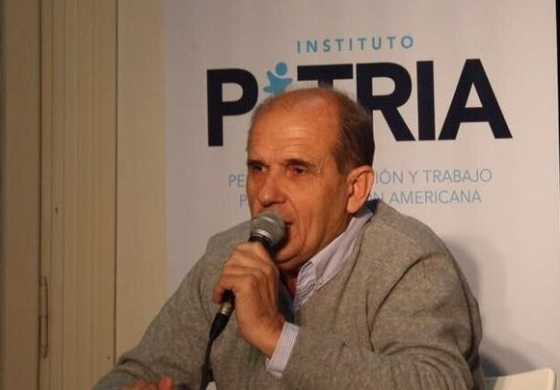  Zurro tras la reunión en el Patria: "Nosotros estamos con los problemas reales, lo otro es una pelea de dirigentes"