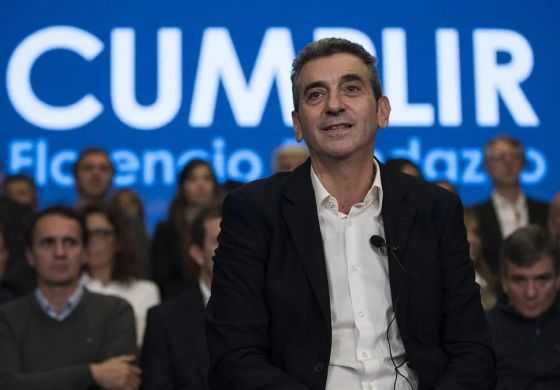 Randazzo cuestionó el proyecto de quita de fueros y tildó a Massa de "oportunista&rdquo;