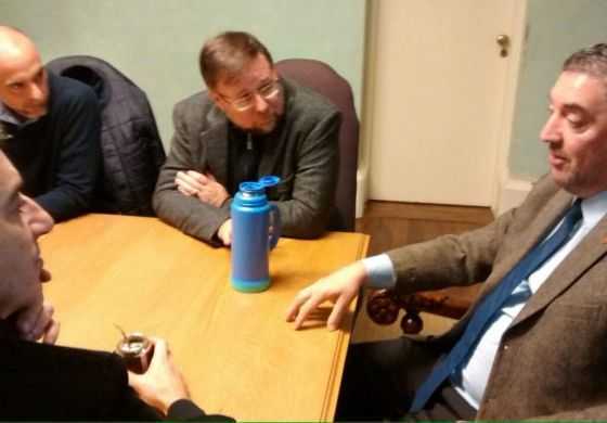  De la mano de Romero, Randazzo y D'Attellis se metieron en el territorio de Petrecca