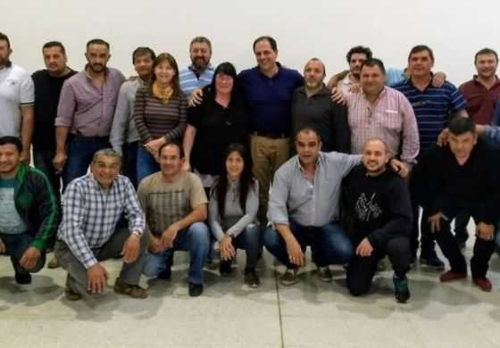  El randazismo cierra el apoyo de la Mesa sindical