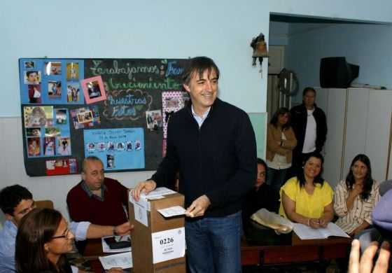  Bullrich votó en territorio de Petrecca y llamó a la gente a participar de las elecciones