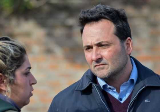  Aiola lleva a Máspoli a caminar por la Tercera sección