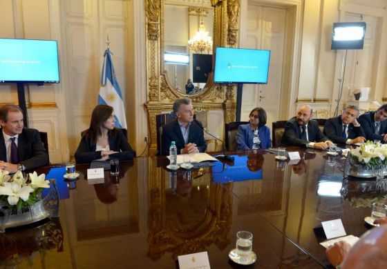 Gobernadores acordaron la reforma fiscal con Nación