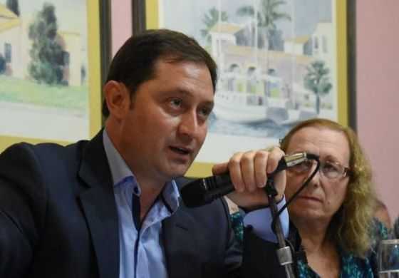 Serenal retomó el eje "pesada herencia" y cargó contra la gestión de Fernández por la situación habitacional del distrito