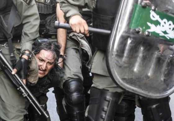 Buil, un diputado indignado con la violencia de todos, menos con la de Gendarmería