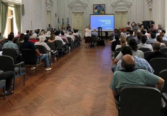  Vialidad Nacional llevó adelante la audiencia pública por la Autopista N° 5