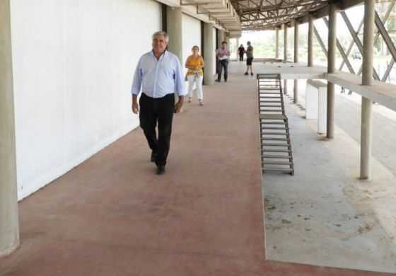  En busca de finalizar a Terminal de Micros, Campana recibió a funcionarios provinciales