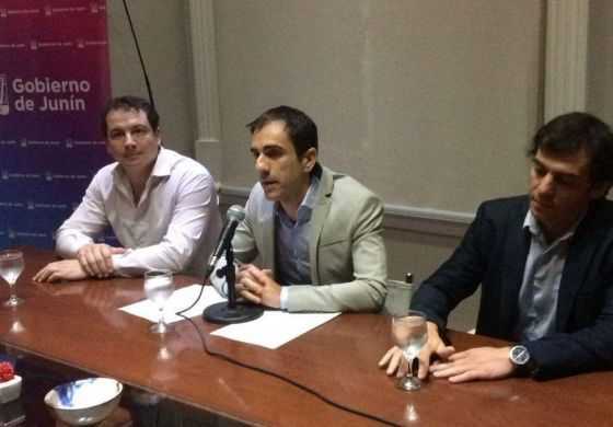  Trabajadores municipales se plantan al intendente Petrecca