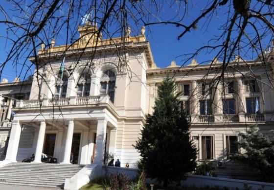  La Provincia denunció a transportistas escolares por defraudación a la administración pública