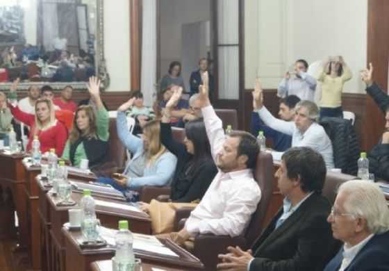  Con el voto negativo de Cumplir, se aprobó la reducción de las tasas