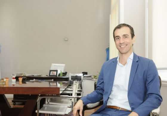  Petrecca mete mano en su gabinete