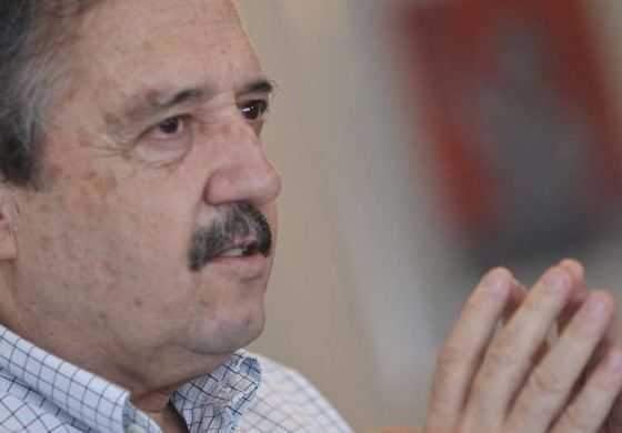  Alfonsín desembarca en el territorio de Gatica