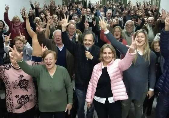  Ricardo Alfonsín giró por la Cuarta y fue contundente con el Gobierno: "Mi padre le hubiera dicho a Macri que no acepte recetas de los 90"