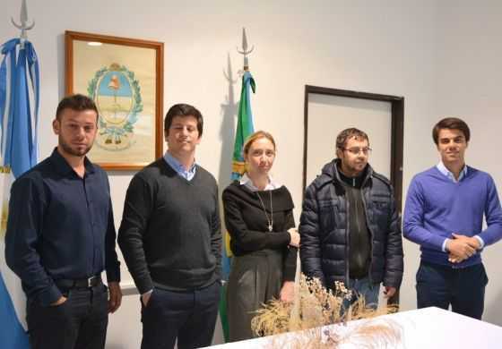  Vivani y Barbieri anunciaron un nuevo puesto de DNI