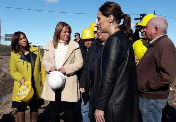  Vidal se mostró con intendentes oficialistas y recorrió obras