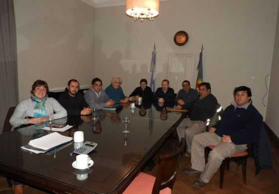 Municipio acordó con los gremios nuevos aumentos y recategorizaciones