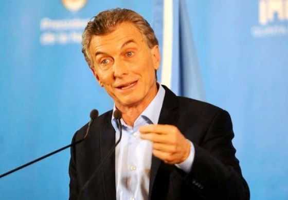 Macri eludió las denuncias por aportes "truchos" y analizó el panorama económico