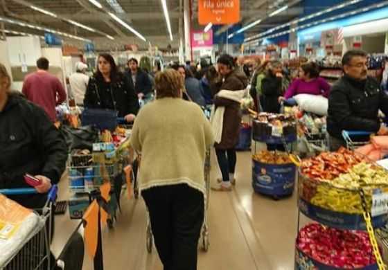  Barroso adelanta haberes para que municipales puedan acceder al beneficio de descuento en supermercados