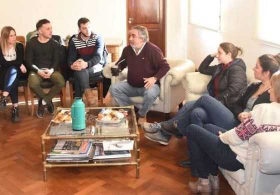  Fernández recibió a una comitiva de concejales extradistritales