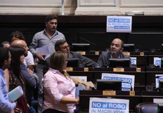 Avelino Zurro propuso mejoras para asignaciones familiares y jubilaciones bonaerenses