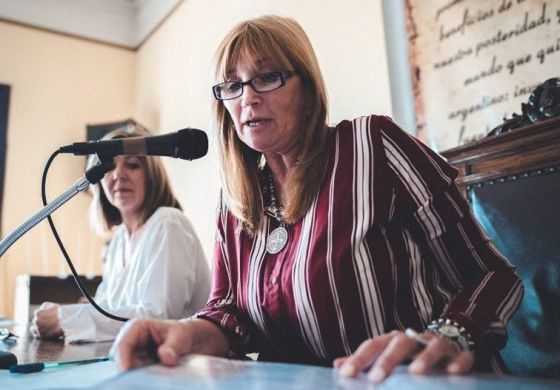  Laffont dura con el encuentro de concejales de Cambiemos: "El país se hunde y ellos hacen coaching"