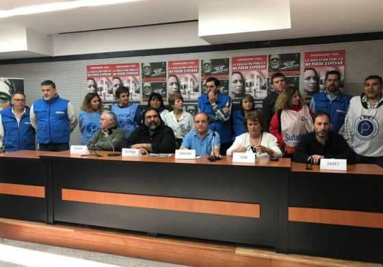 Los docentes lanzaron paro de 48 horas y no se descartan nuevas medidas de fuerza