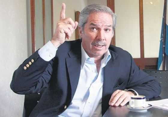  Solá empezó a hacer de las suyas en el distrito
