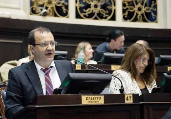 Avanza proyecto para que los deudores alimentarios morosos no puedan ser candidatos 