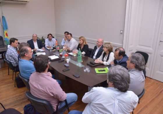 Oscar Sánchez, en reunión con entidades rurales por el Inmobiliario