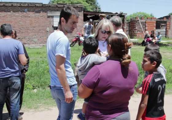  Petrecca aprovechó el timbreo para anunciar obras 